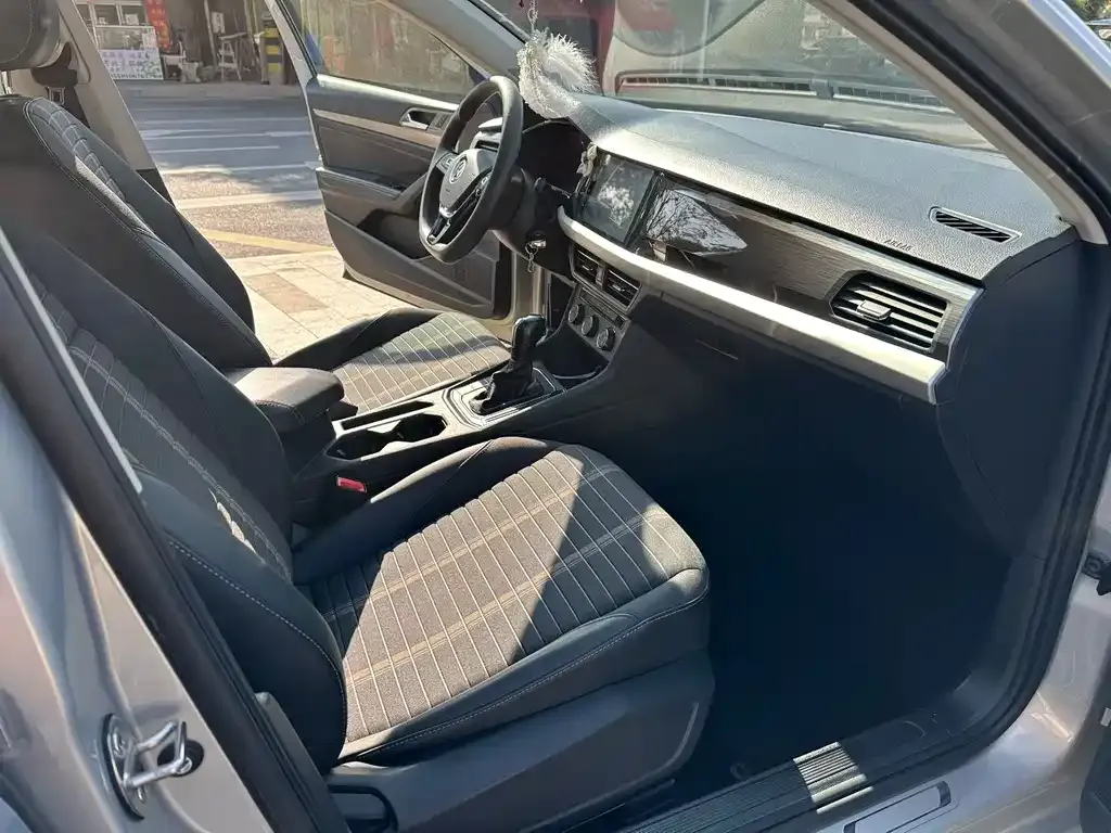 Volkswagen Lavida 2021 из CN, фото 3