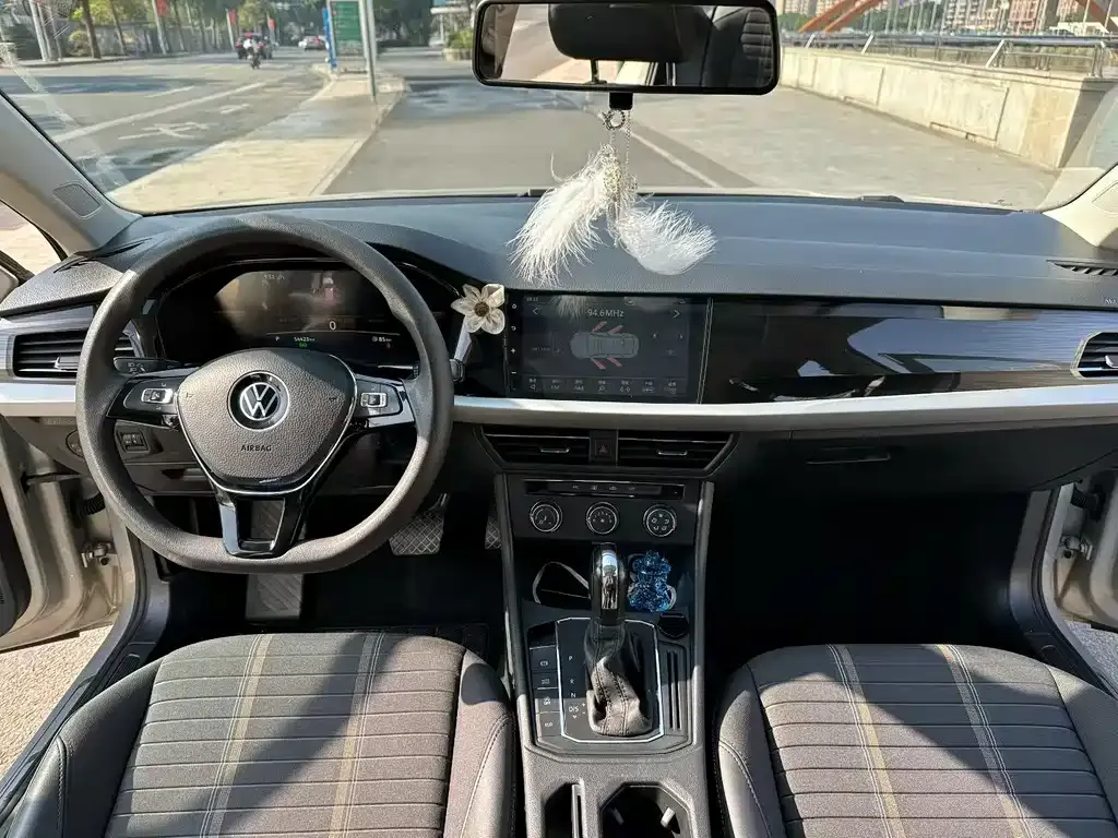 Volkswagen Lavida 2021 из CN, фото 4