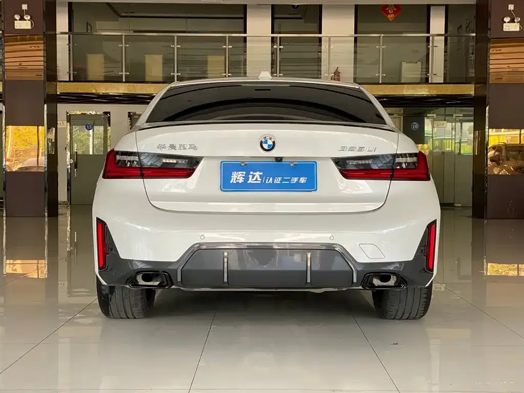 BMW 3 Series 2023 из CN, фото 7
