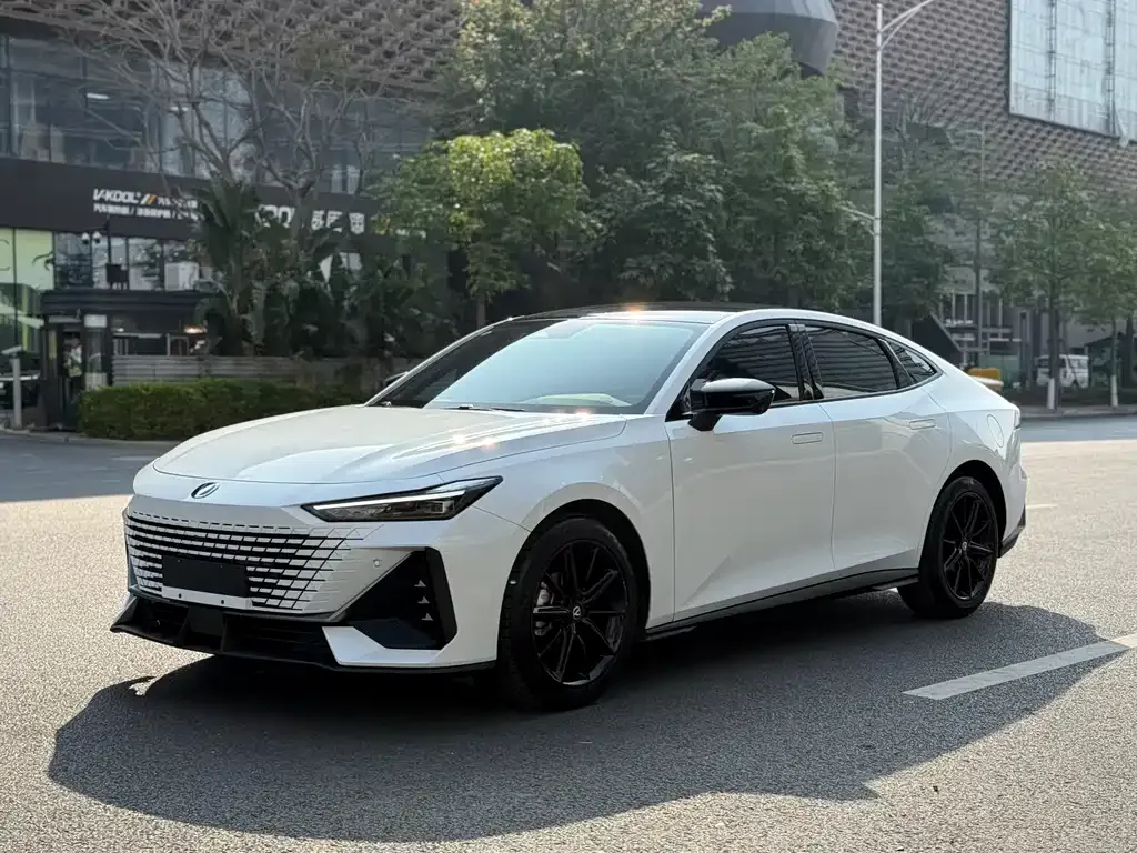 Changan UNI-V 2025 из CN, фото 1