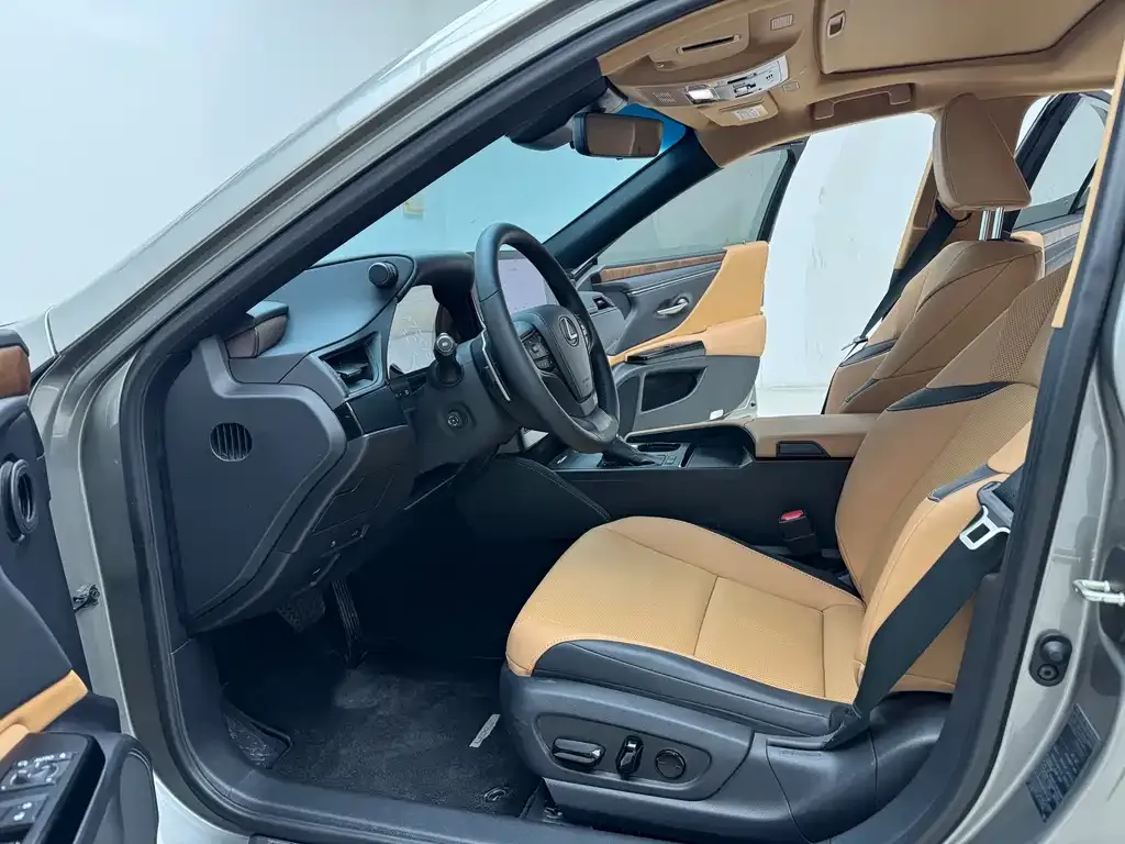 Lexus ES 2024 из CN, фото 3