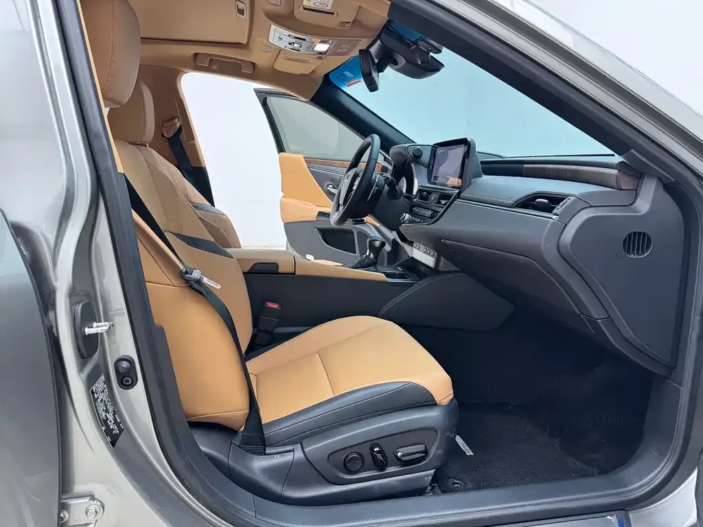 Lexus ES 2024 из CN, фото 6