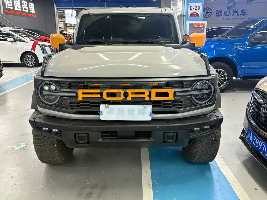 Ford Bronco 2024 из CN, фото 1