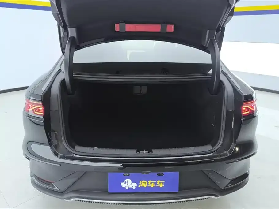 BYD Han 2025 из CN, фото 6