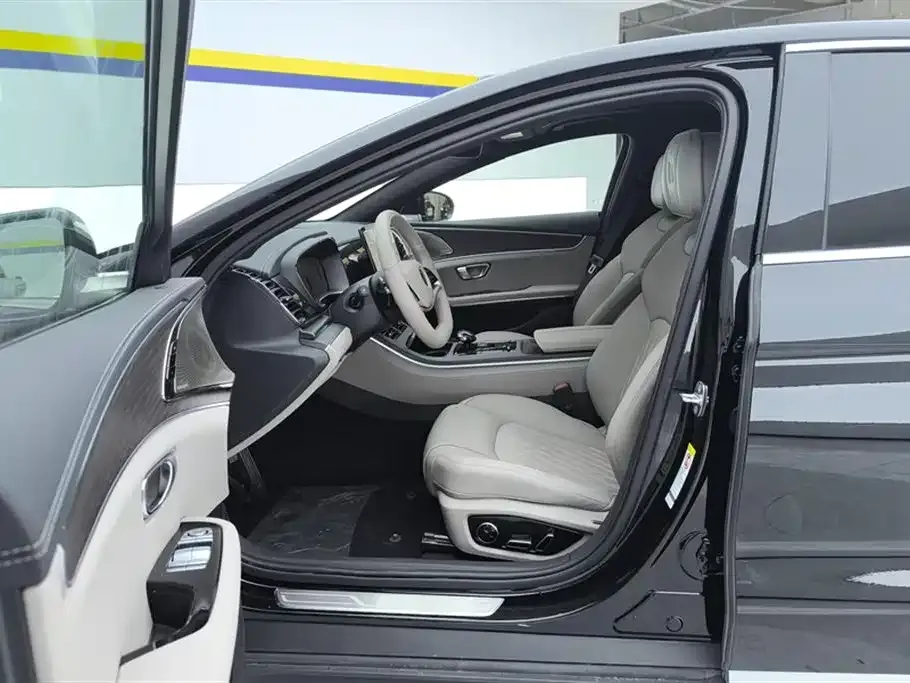 BYD Han 2025 из CN, фото 5