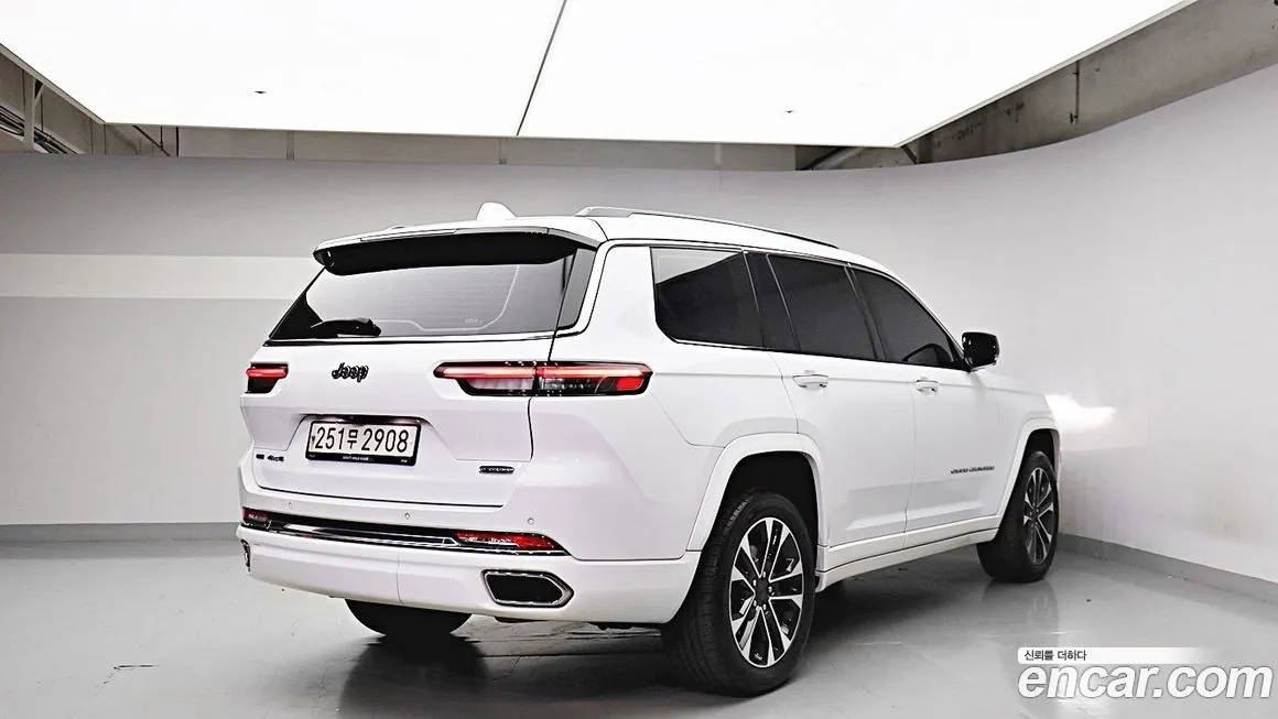 Jeep Cherokee 2021 из KR, фото 2