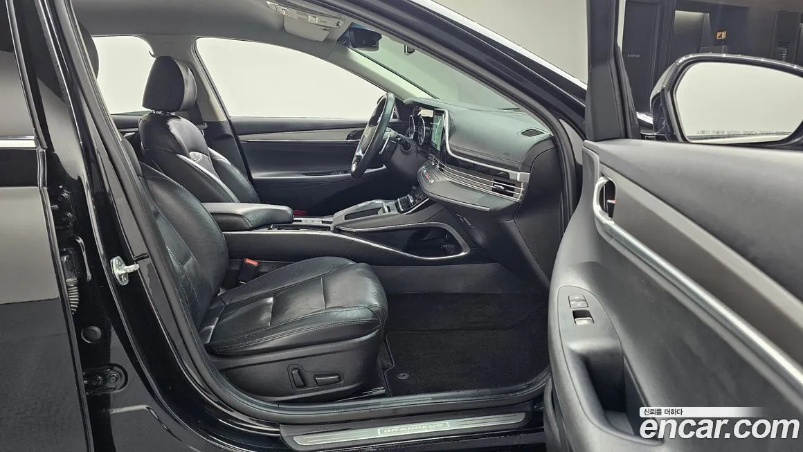 Hyundai Grandeur 2021 из KR, фото 10