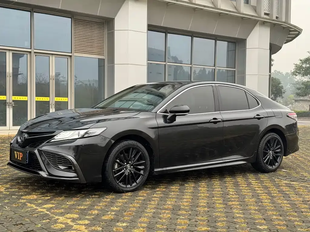 Toyota Camry 2022 из CN, фото 1
