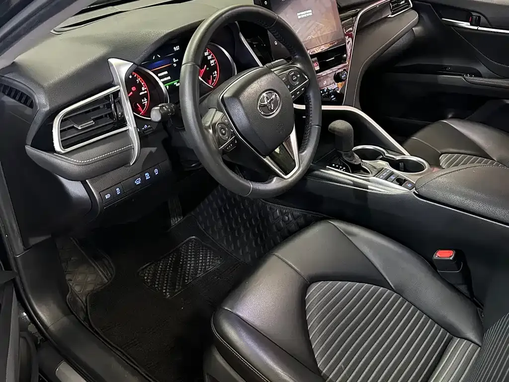 Toyota Camry 2022 из CN, фото 10