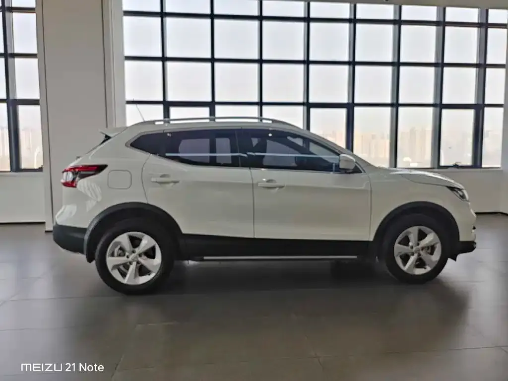 Nissan Qashqai 2023 из CN, фото 2