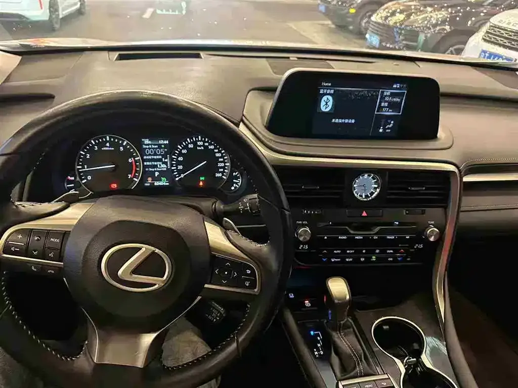 Lexus RX — фото 2
