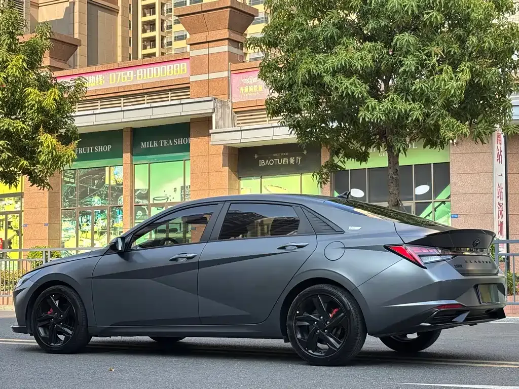 Hyundai Elantra 2023 из CN, фото 10