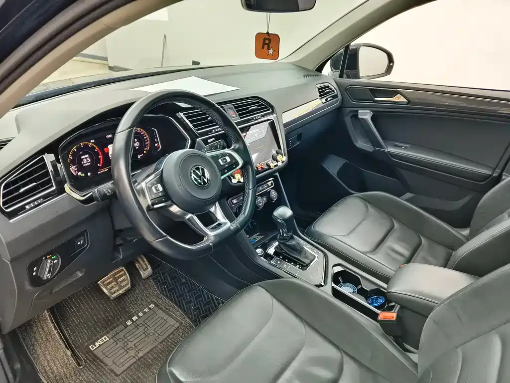 Volkswagen Tiguan L 2021 из CN, фото 9