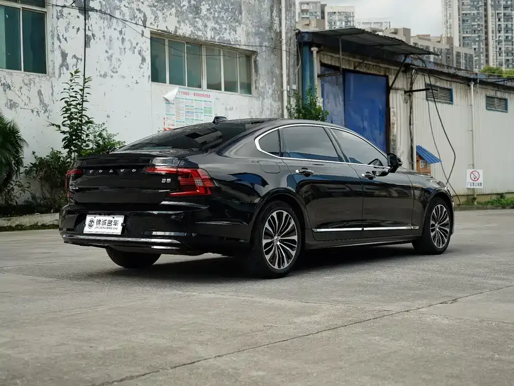 Volvo S90 2022 из CN, фото 9