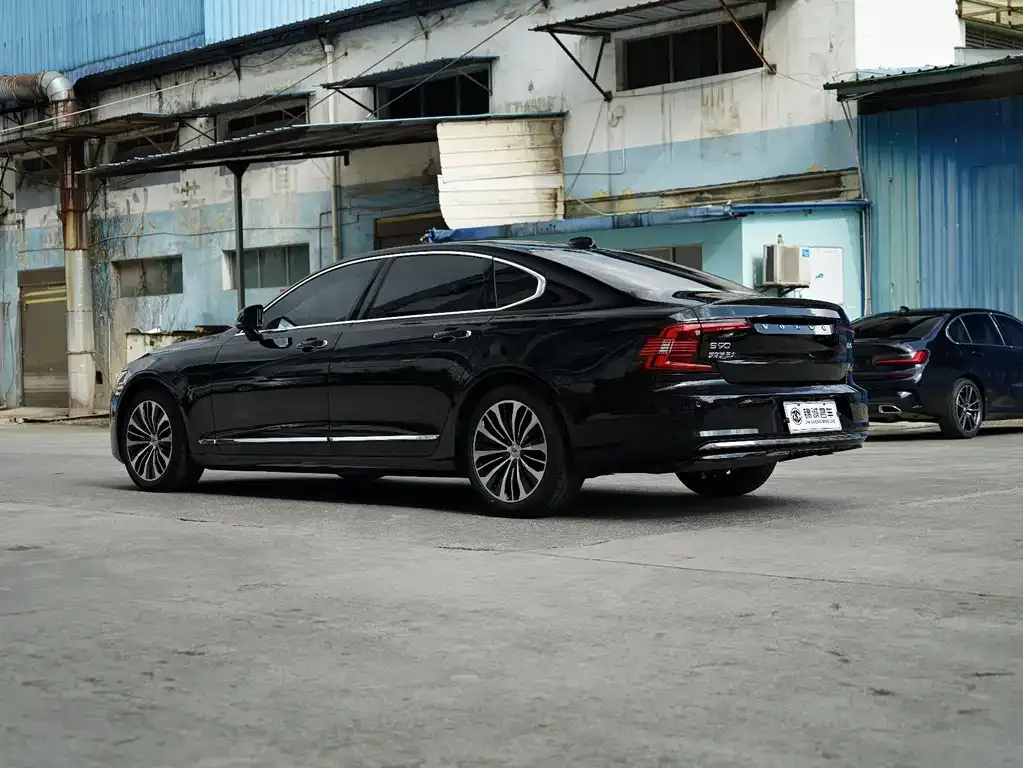 Volvo S90 2022 из CN, фото 5