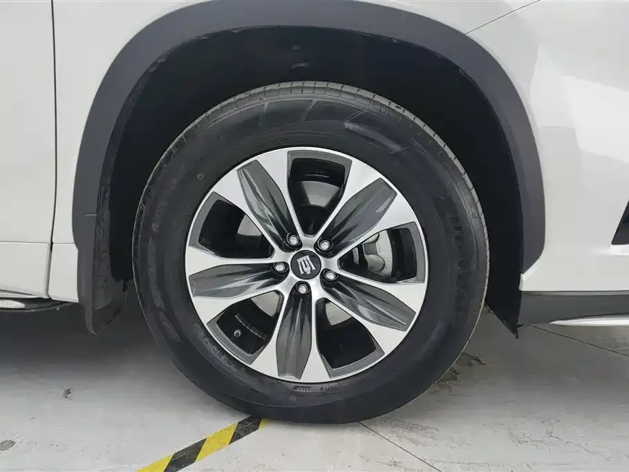Toyota Crown Kluger 2024 из CN, фото 2