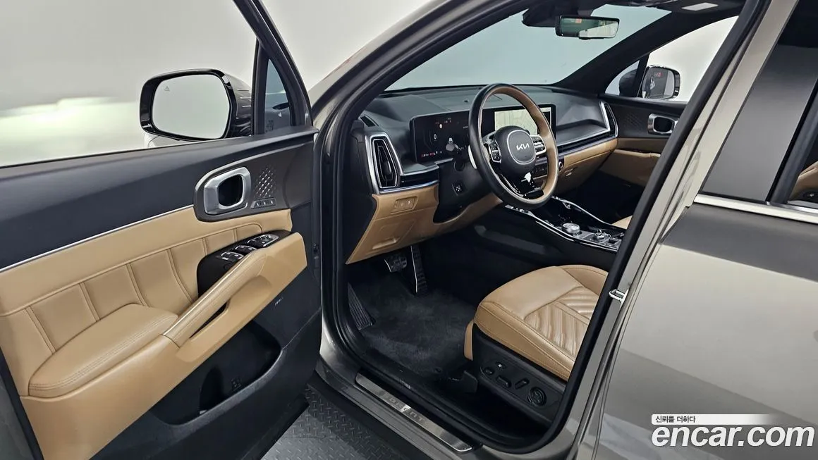 Kia Sorento — фото 9