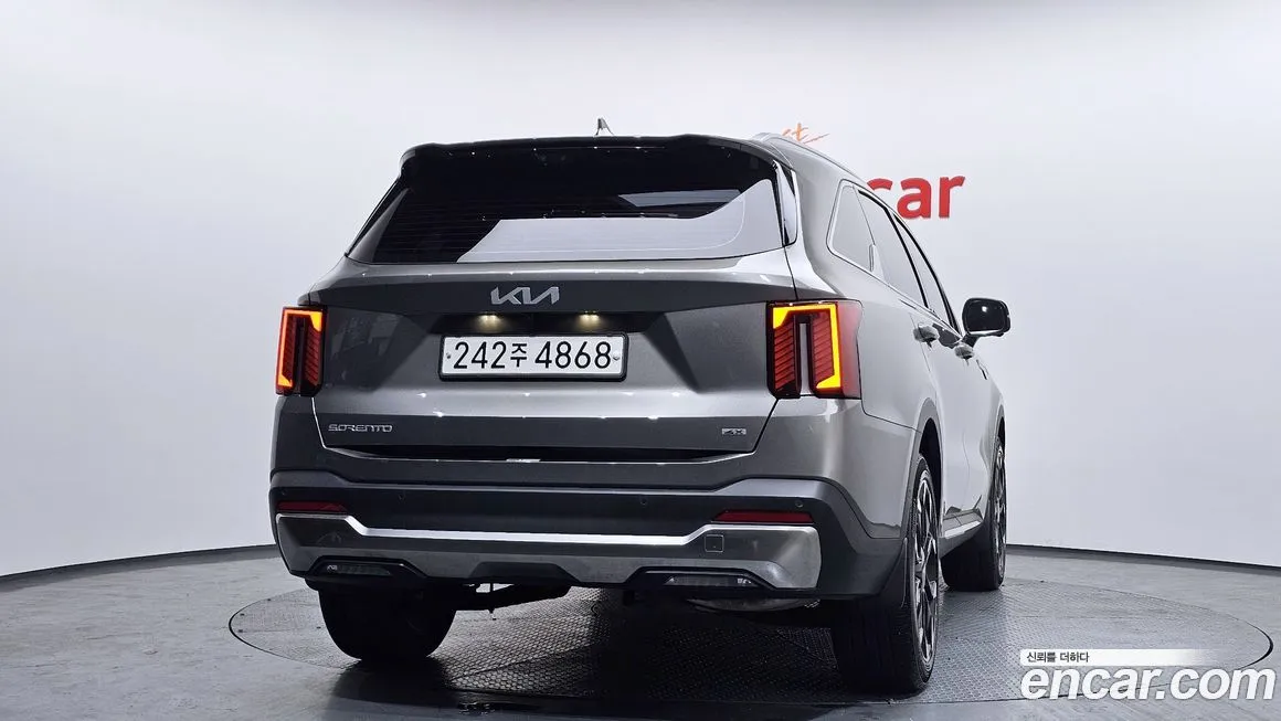 Kia Sorento — фото 7