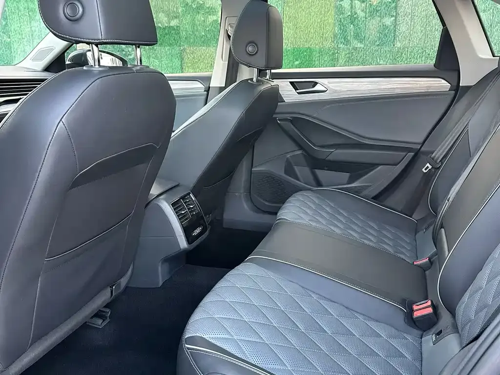 Volkswagen Sagitar 2022 из CN, фото 6