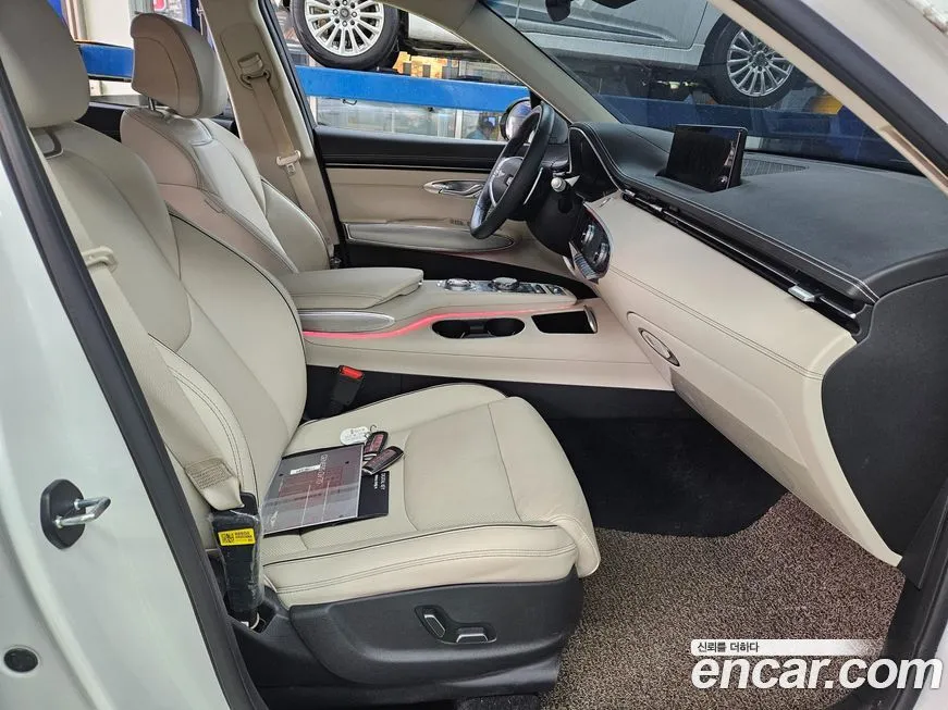 Genesis GV70 2024 из KR, фото 6