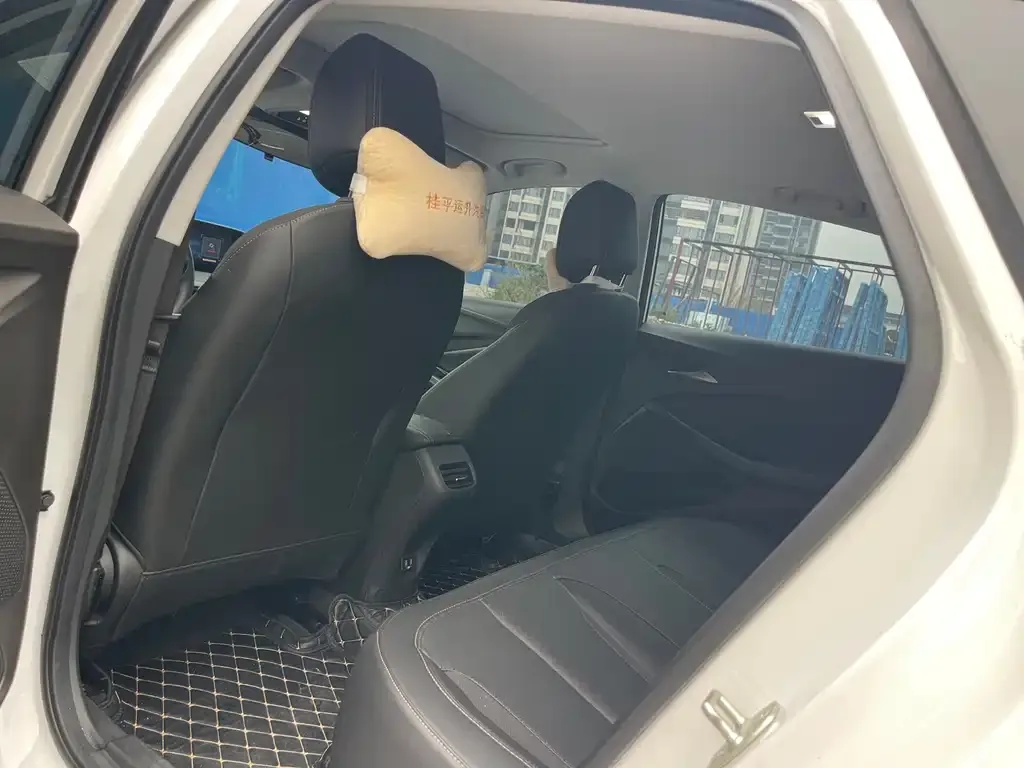 Buick Verano 2023 из CN, фото 2