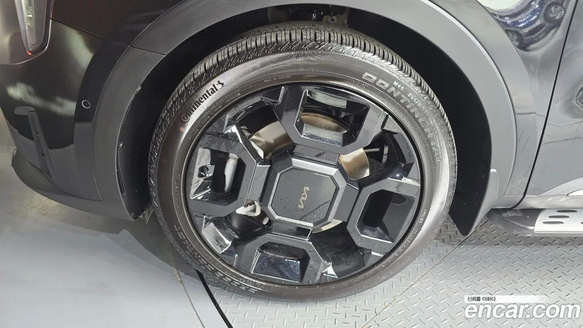 Kia Sorento — фото 10