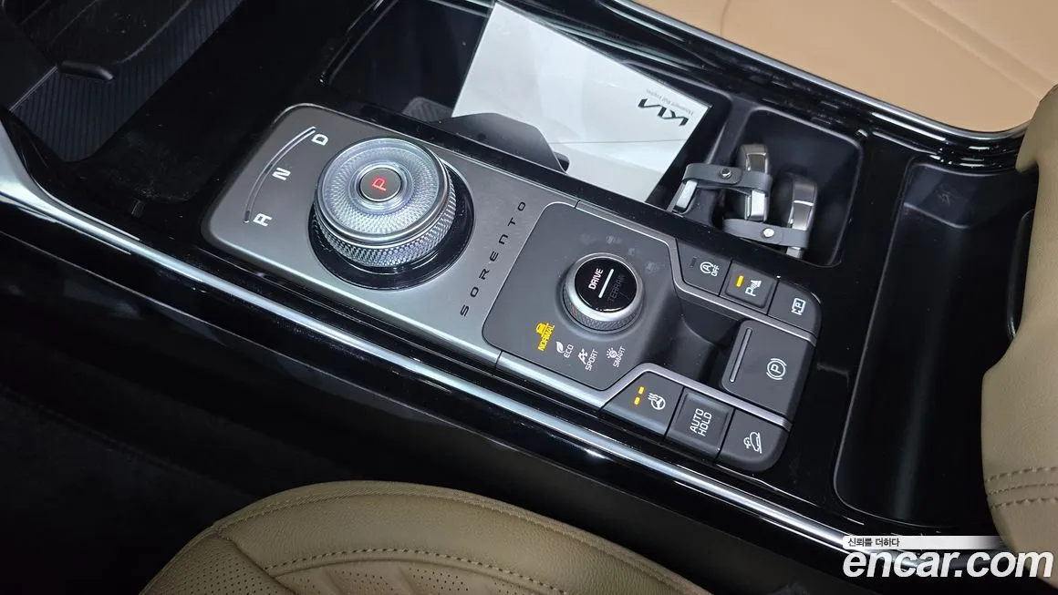 Kia Sorento — фото 9