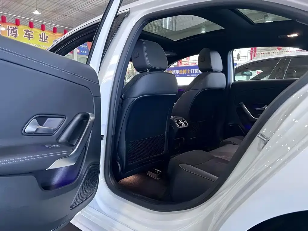 Mercedes-Benz A-Class 2022 из CN, фото 3