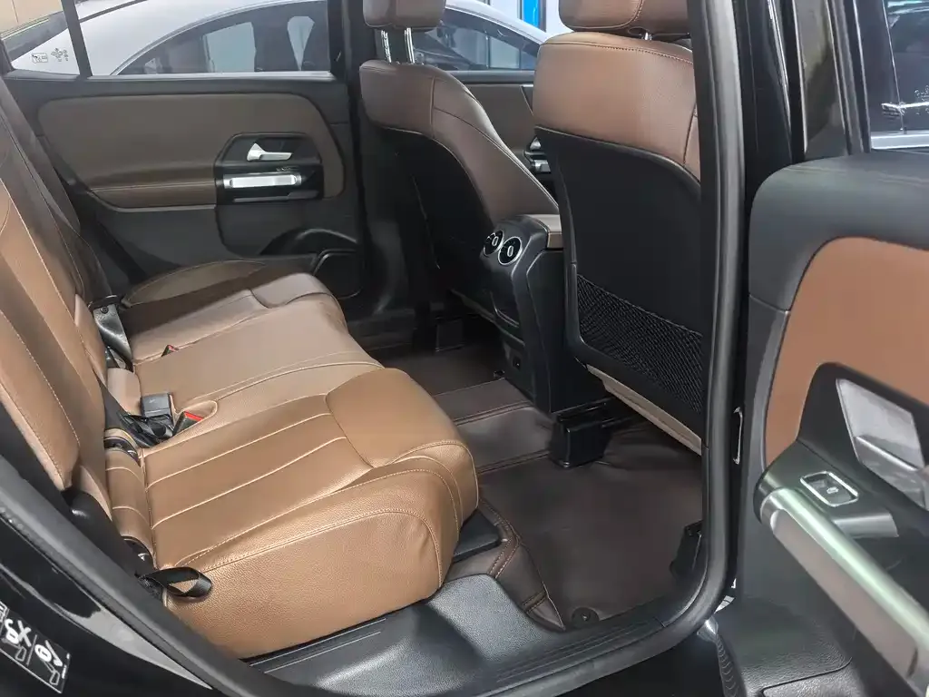 Mercedes-Benz GLB 2023 из CN, фото 7