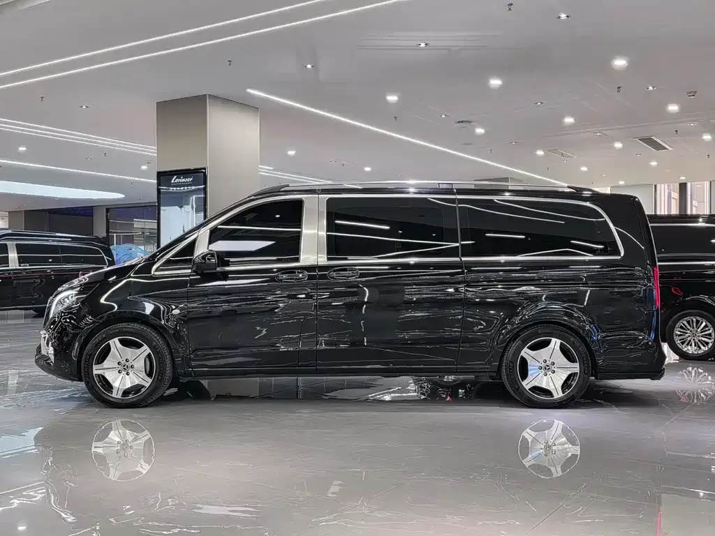 Mercedes-Benz Vito 2023 из CN, фото 3
