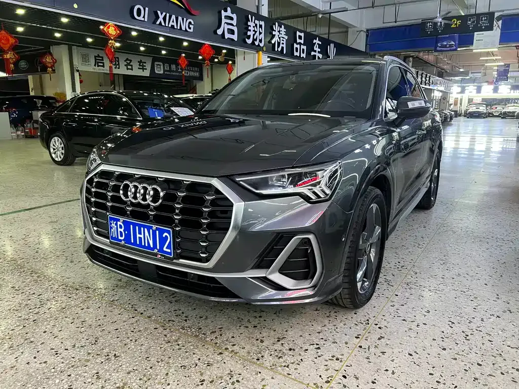 Audi Q3 2021 из CN, фото 1