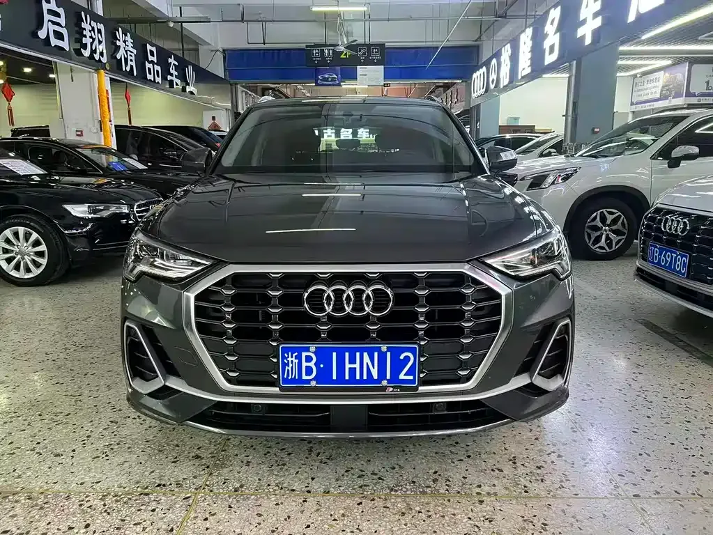 Audi Q3 2021 из CN, фото 10