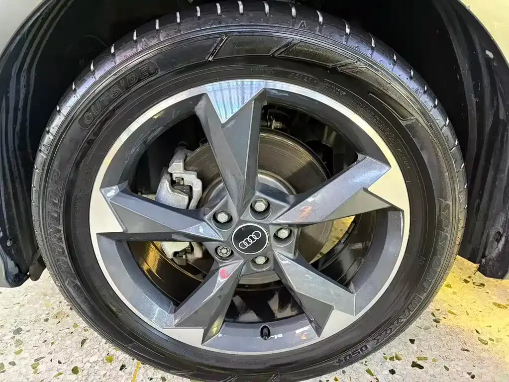 Audi Q3 2021 из CN, фото 9