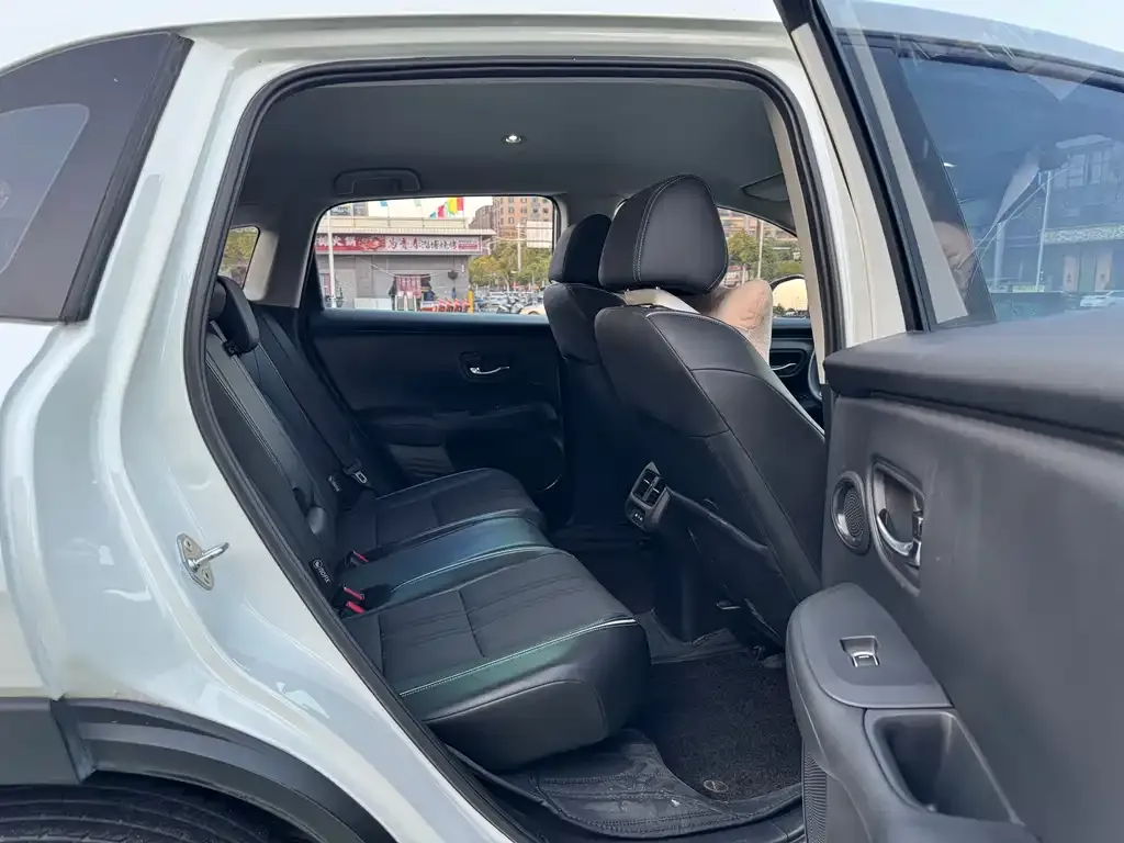 Honda HR-V 2023 из CN, фото 6