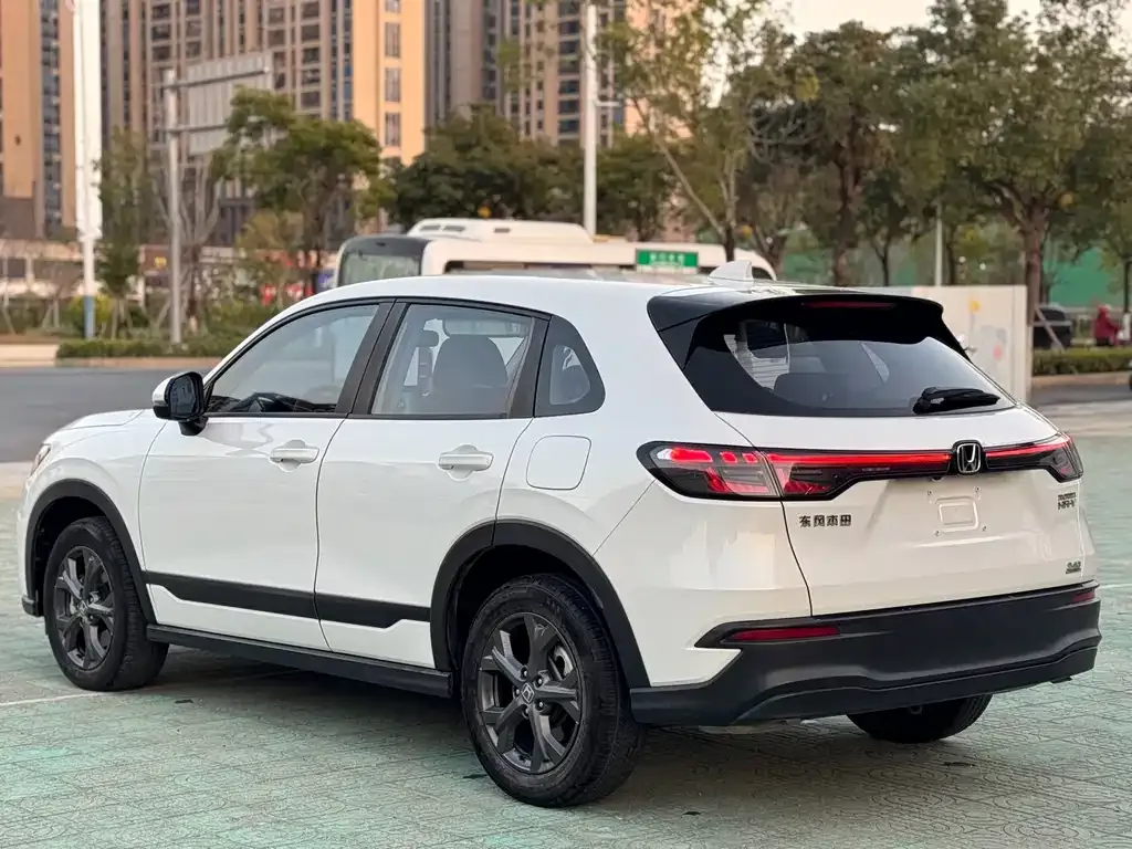 Honda HR-V 2023 из CN, фото 5