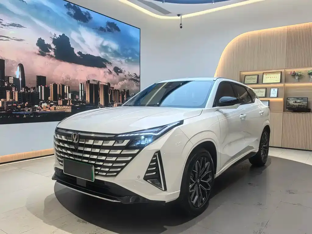 Changan UNI-Z New Energy 2025 из CN, фото 1