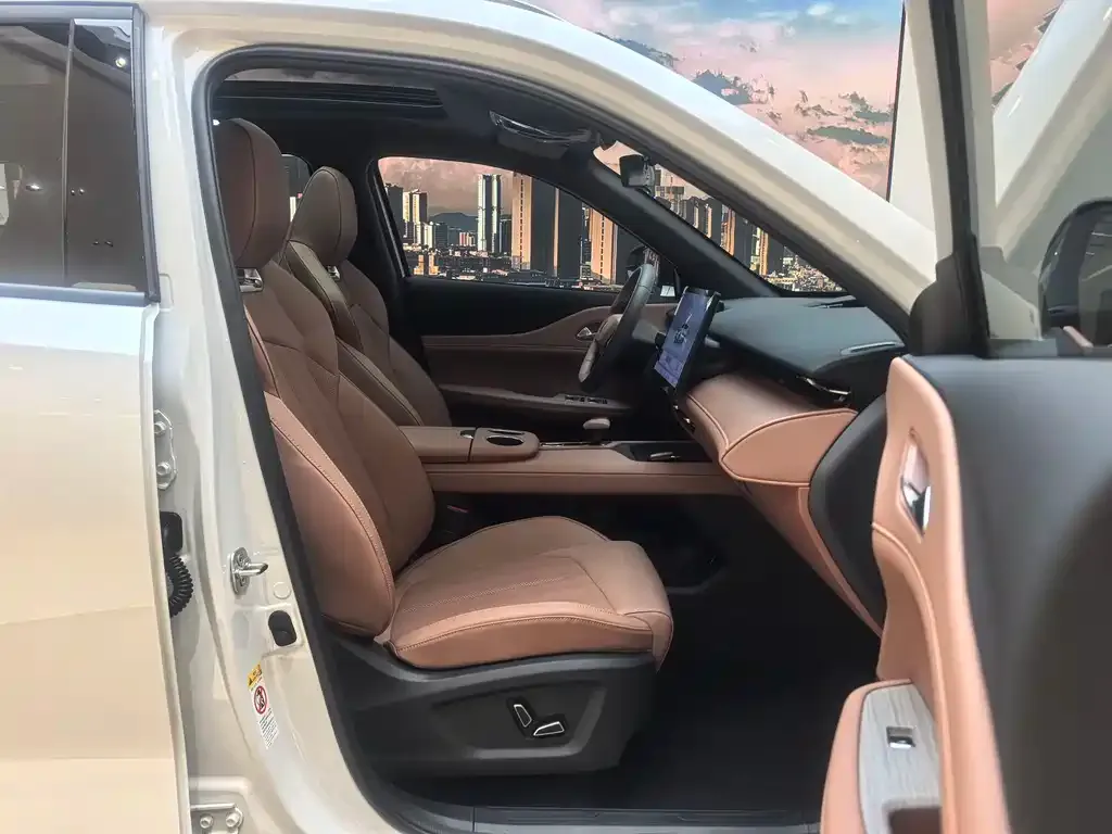 Changan UNI-Z New Energy 2025 из CN, фото 8