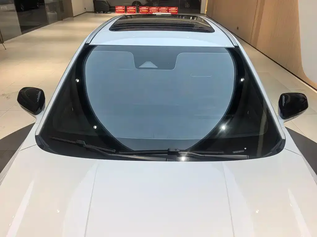 Changan UNI-Z New Energy 2025 из CN, фото 3