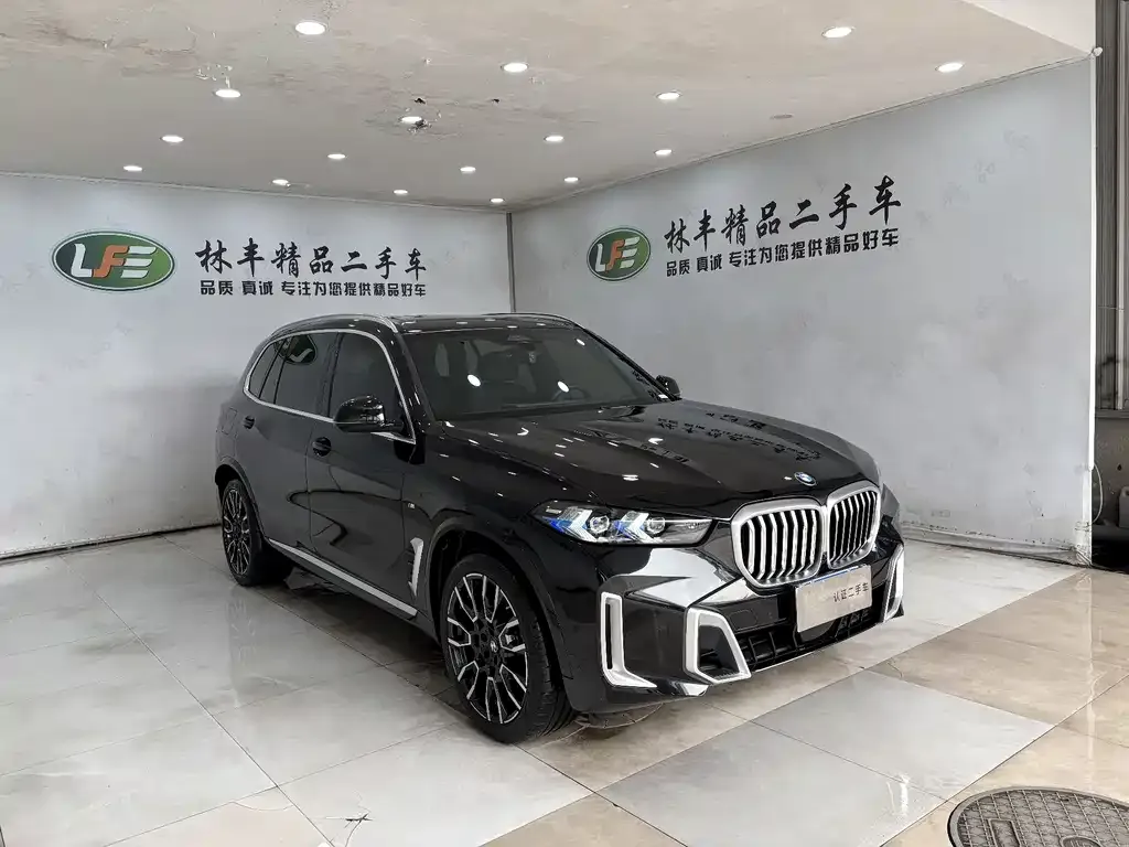 BMW X5 2024 из CN, фото 2