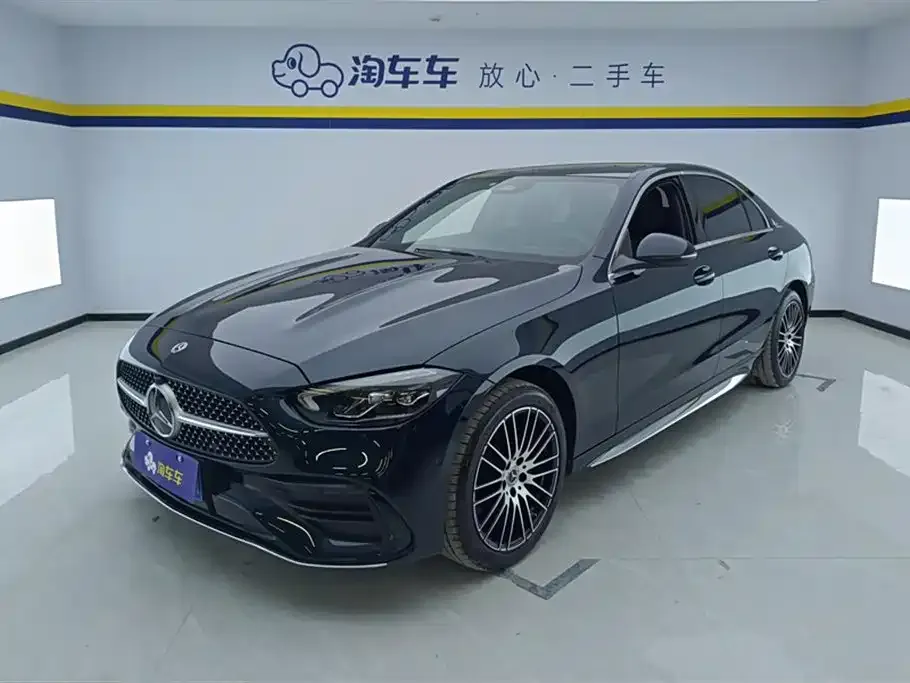 Mercedes-Benz C-Class — фото 1