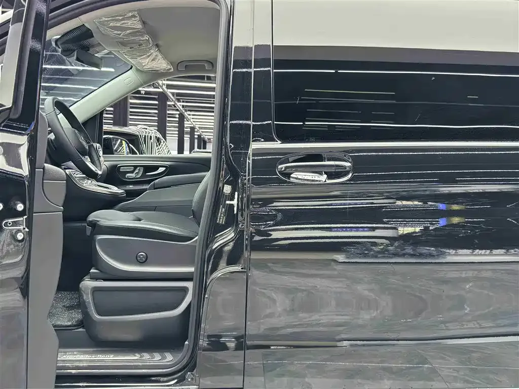 Mercedes-Benz V-Class 2026 из CN, фото 9