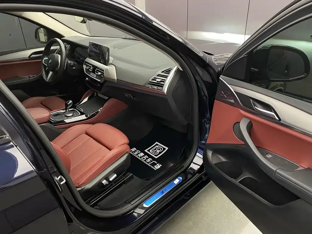 BMW X4 2021 из CN, фото 2
