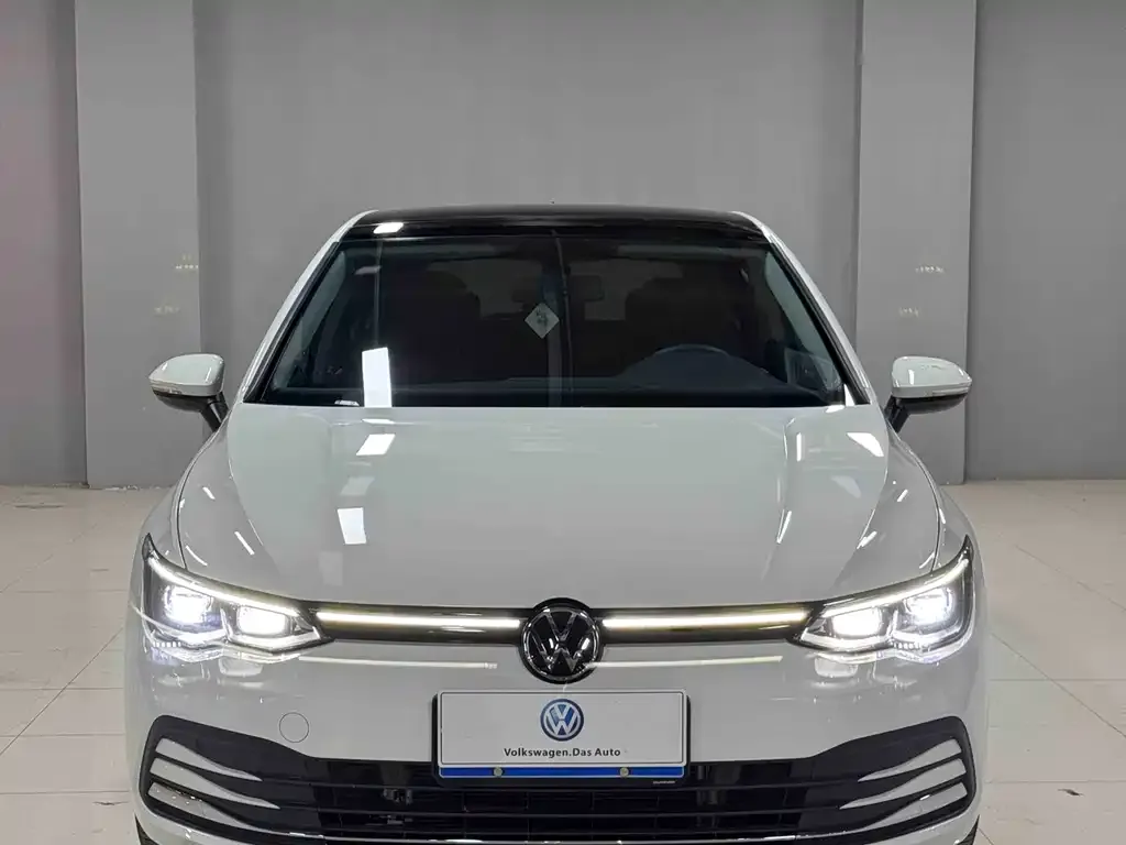 Volkswagen Golf 2025 из CN, фото 2