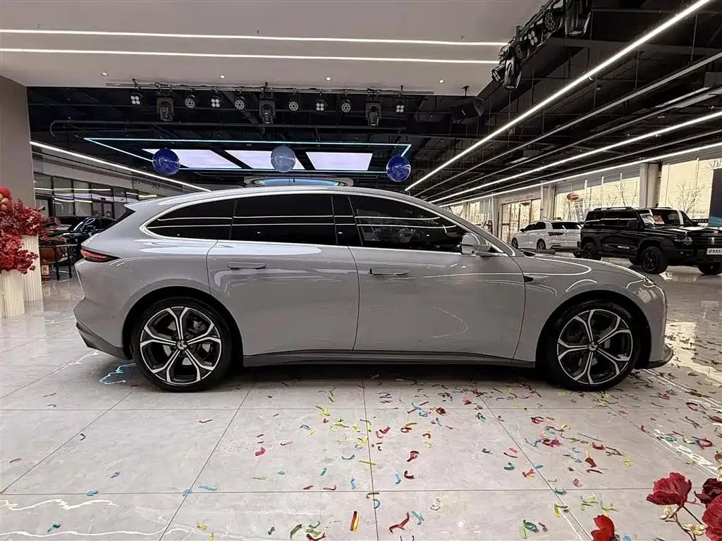 NIO ET5T 2024 из CN, фото 9