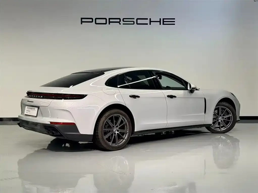 Porsche Panamera 2024 из CN, фото 2