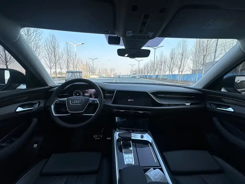Audi Q6 2025 из CN, фото 2