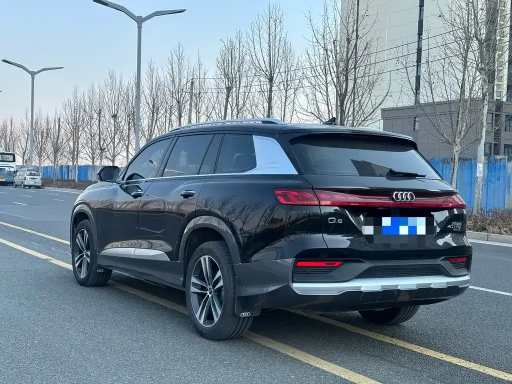 Audi Q6 2025 из CN, фото 6
