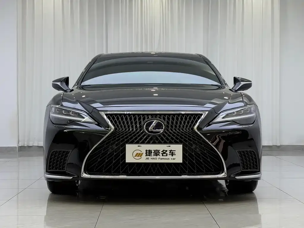Lexus LS 2023 из CN, фото 8