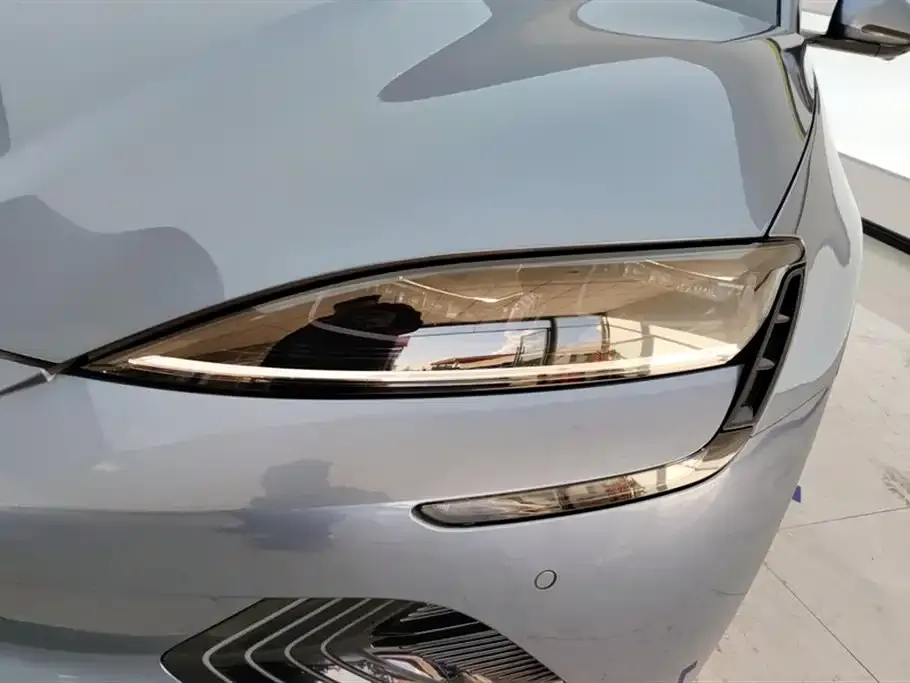BYD Seal — фото 6