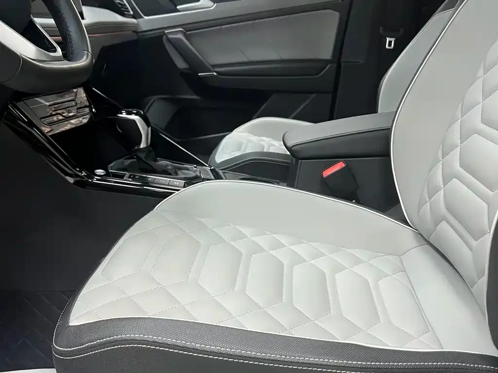 Volkswagen Tayron 2022 из CN, фото 3